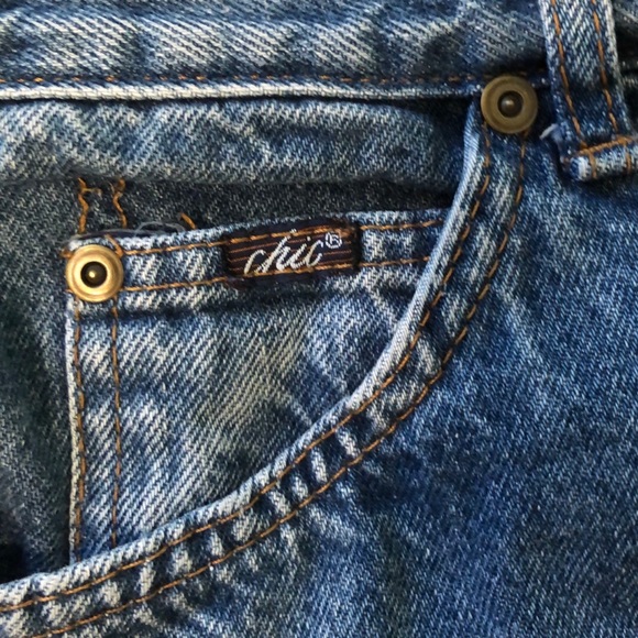 Chic High Waisted Shorts - Picture 6 of 7